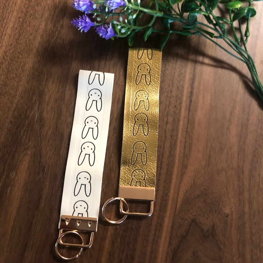 Keychain - Picture 3 of 3
